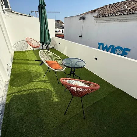 Camilas Place 2 Lägenhet Bicas